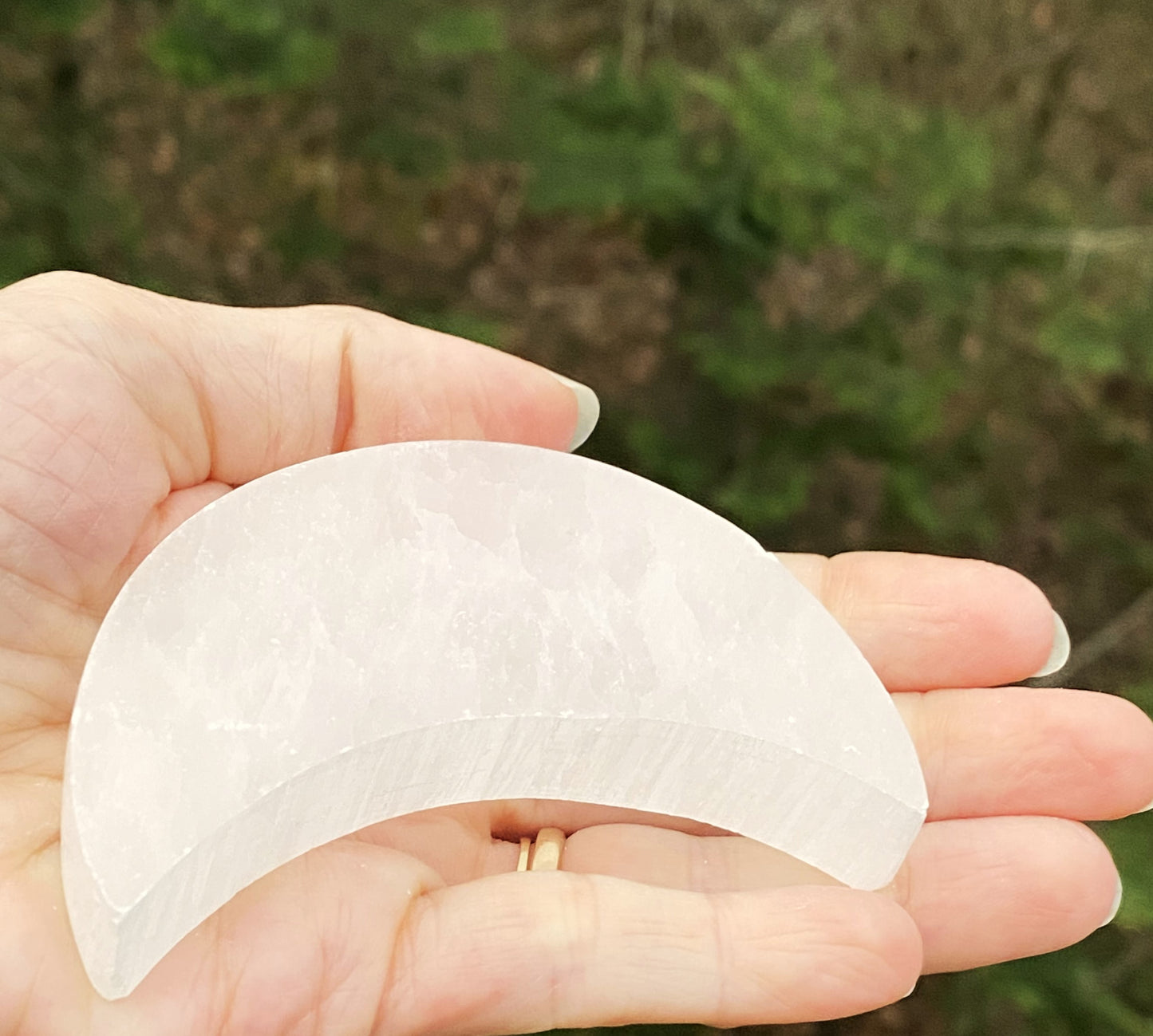 Selenite Crescent Moon Charging Plate Cleansing Protection 29420S