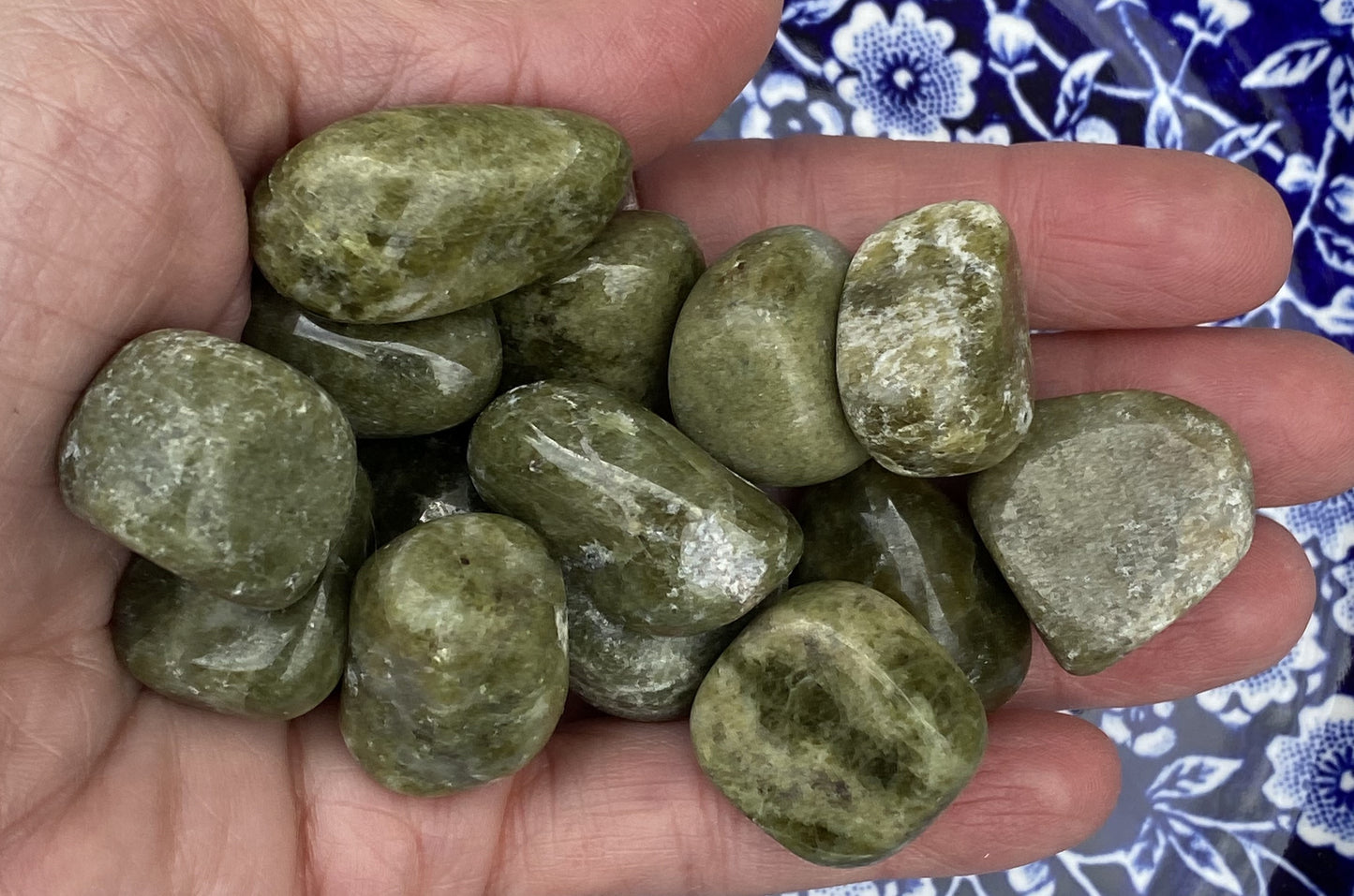 Vesuvianite Pocket Stones 2 pcs Balance Protection Grounding 29428S