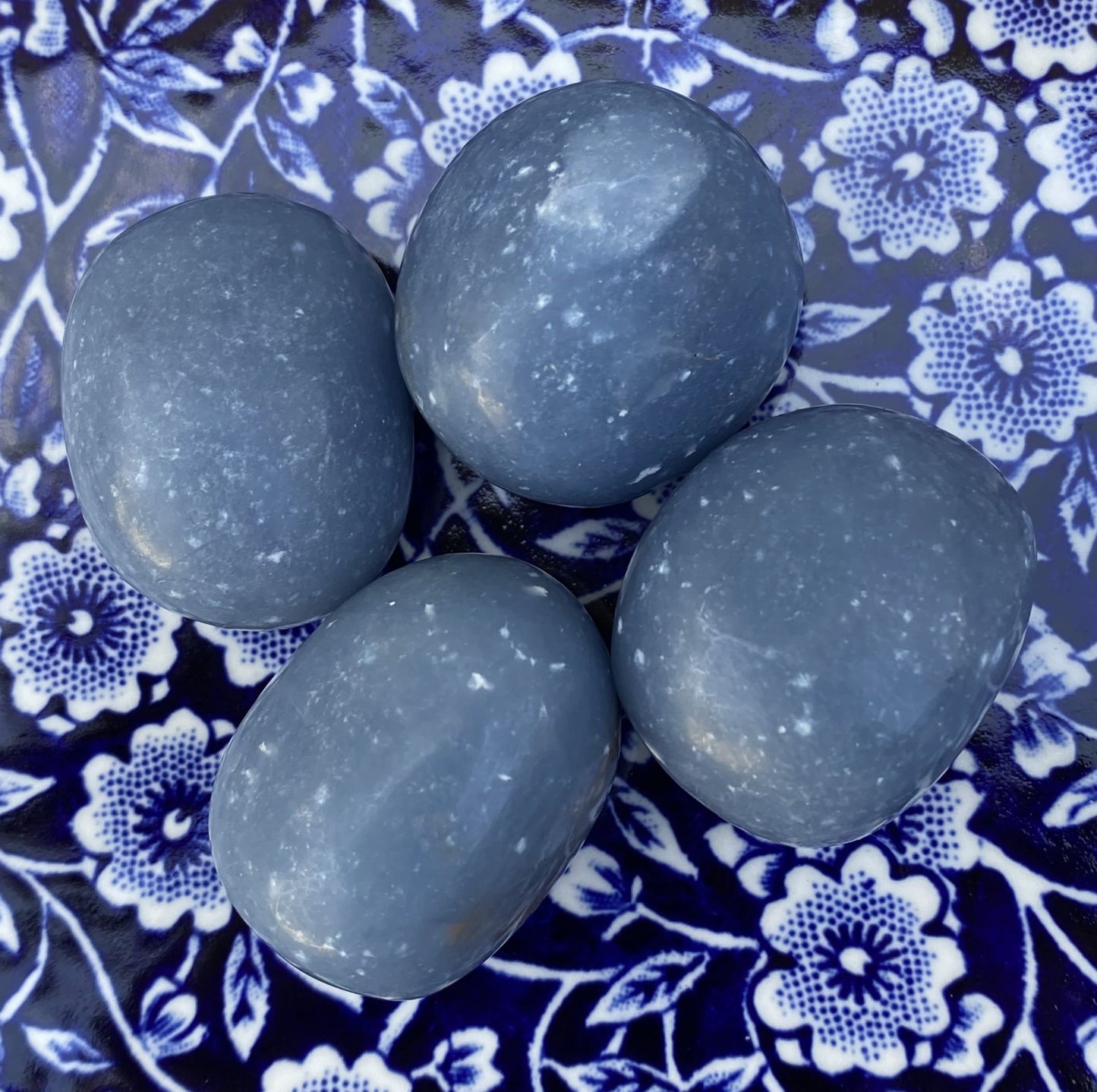 Angelite Pocket Stones Large Angels Intuition Communication 29422S