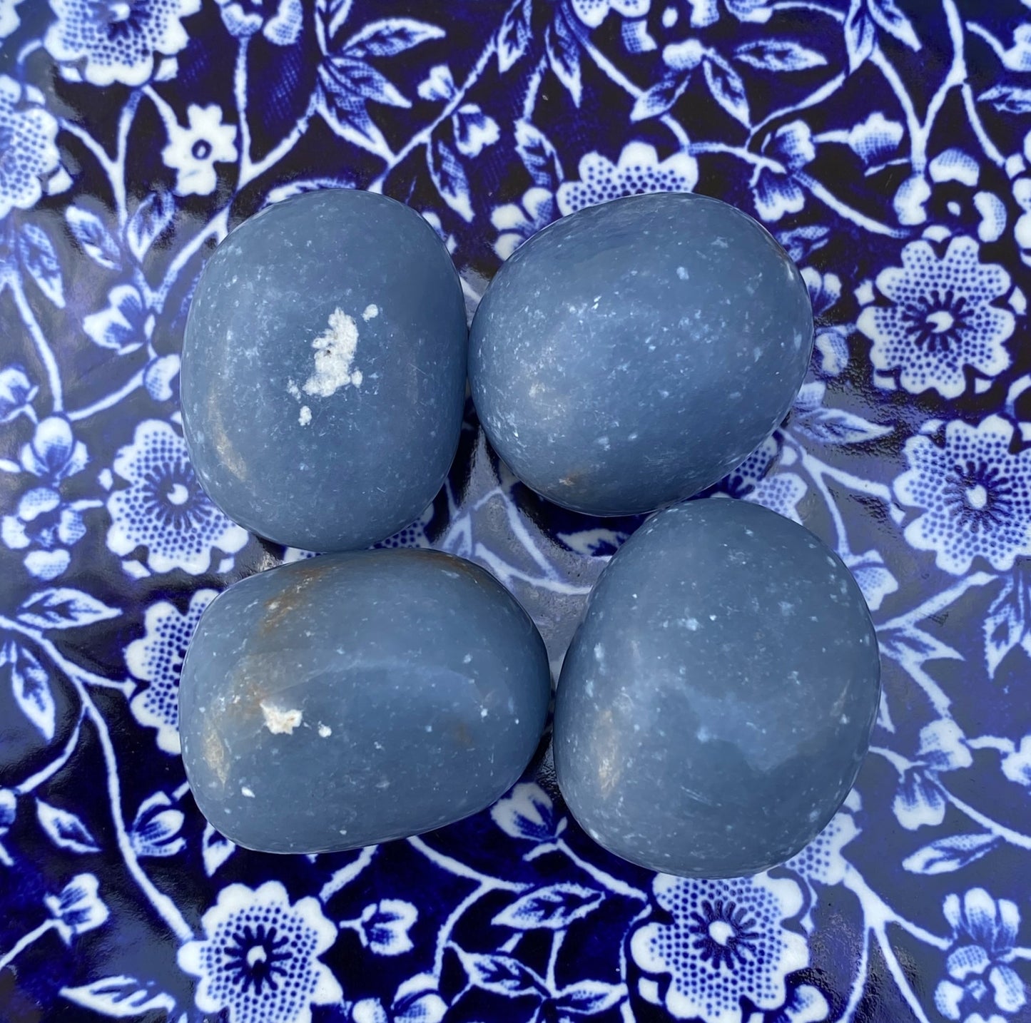 Angelite Pocket Stones Large Angels Intuition Communication 29422S