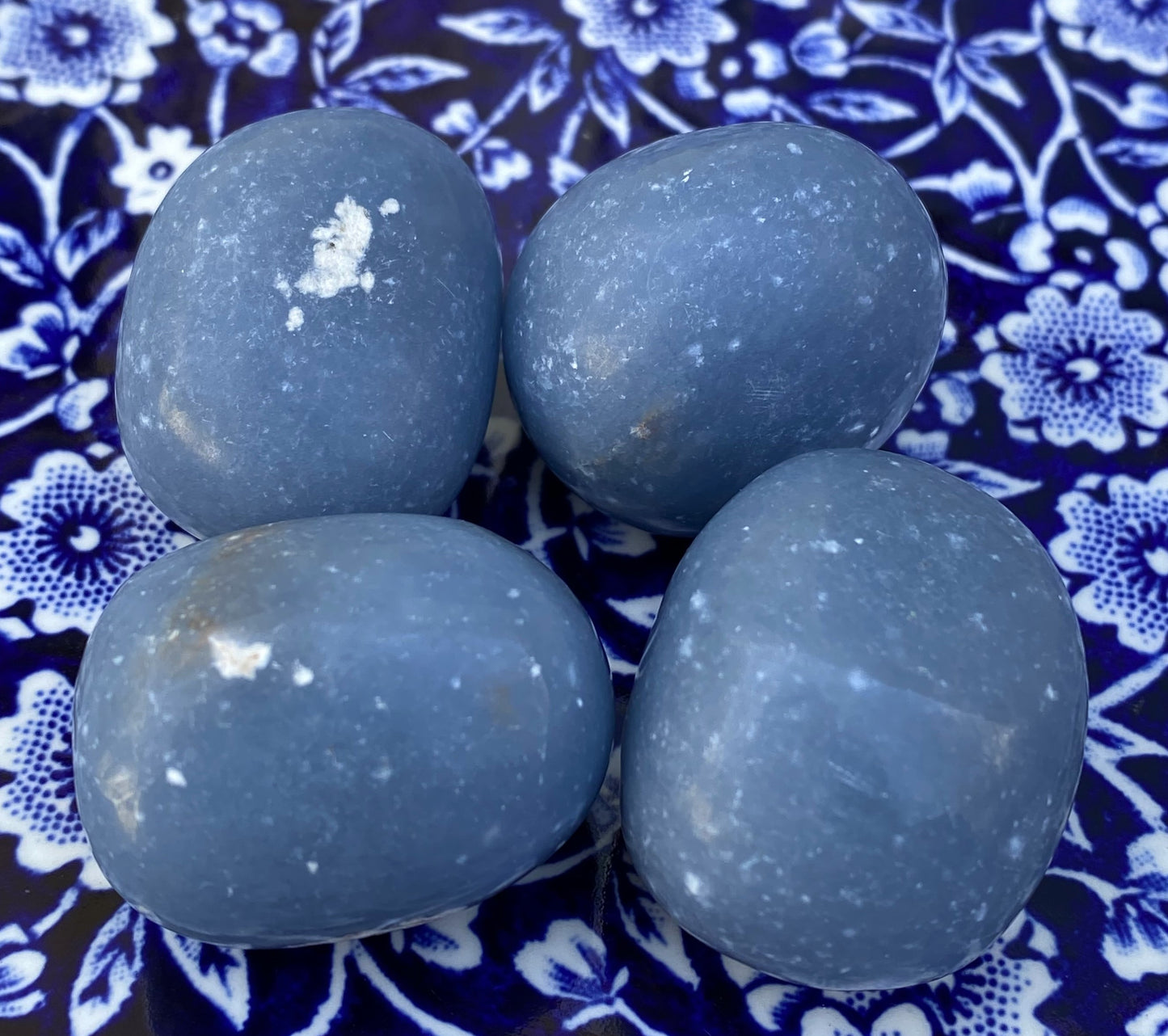 Angelite Pocket Stones Large Angels Intuition Communication 29422S