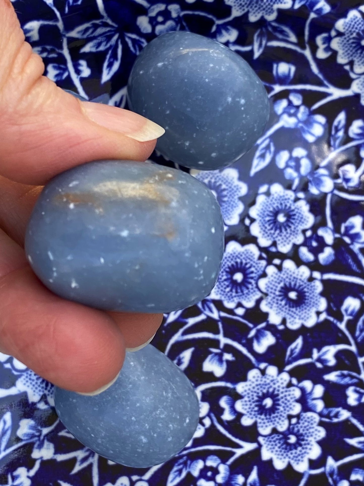 Angelite Pocket Stones Large Angels Intuition Communication 29422S