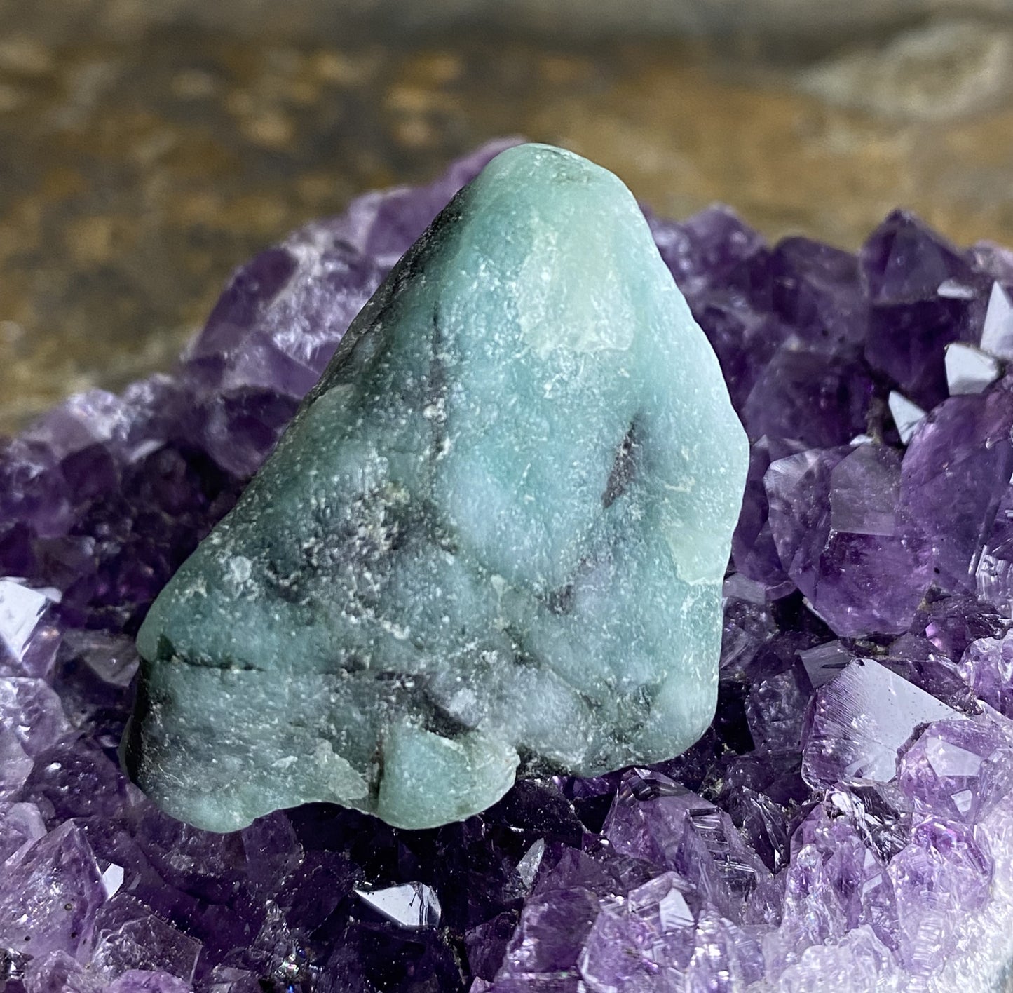 Emerald Green Raw Tumbled Piece Loyalty Unity Love 29227S