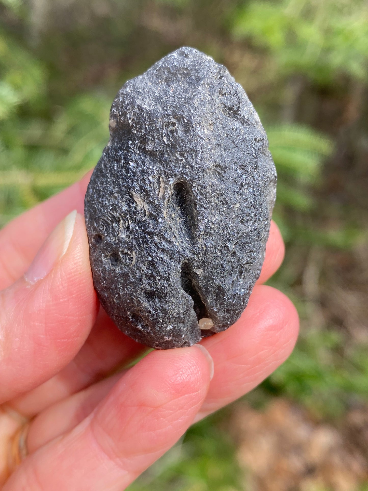 Agni Manitite Raw Tektite Lg Pocket Stone Communication Spiritual 28602S