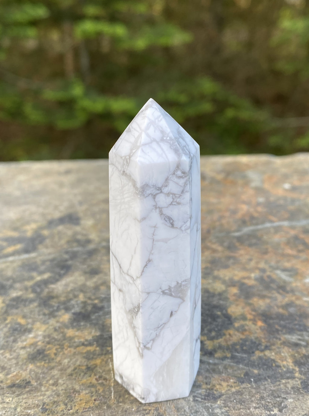 White Howlite 2 3/4"  Point Sleep Aid Calm Healing 30301S