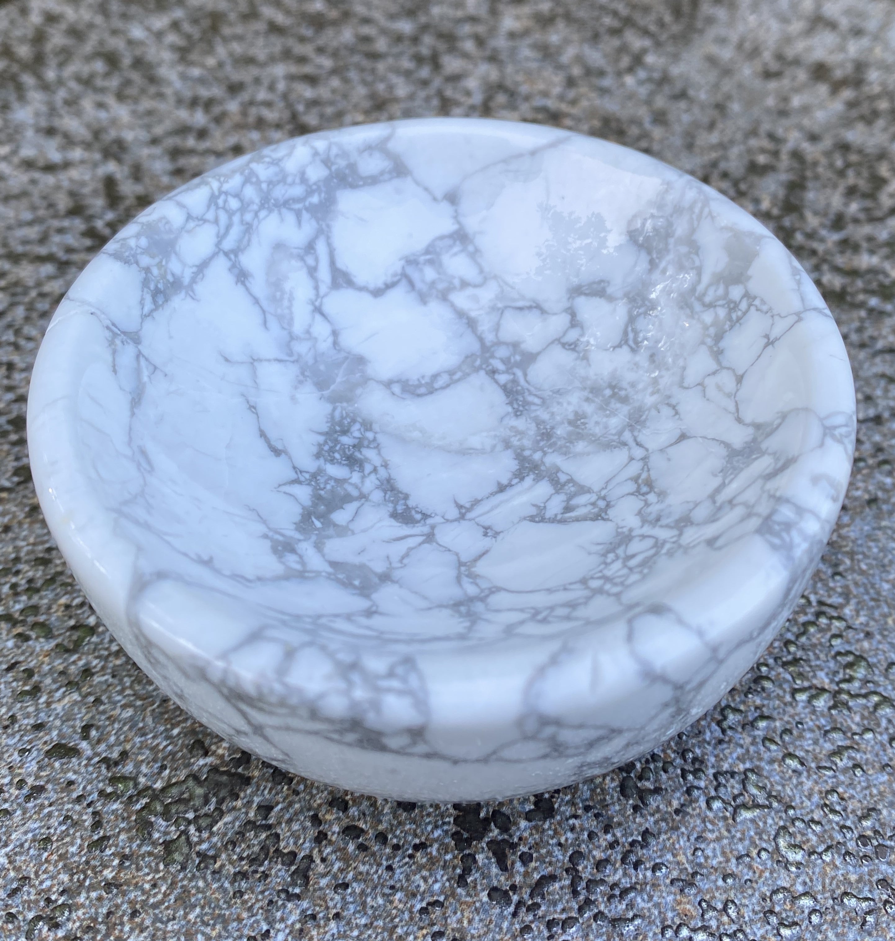 White Howlite Bowl  Sleep Aid Calm Healing 30322S