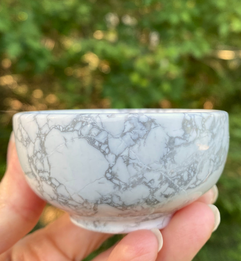 White Howlite Bowl  Sleep Aid Calm Healing 30322S