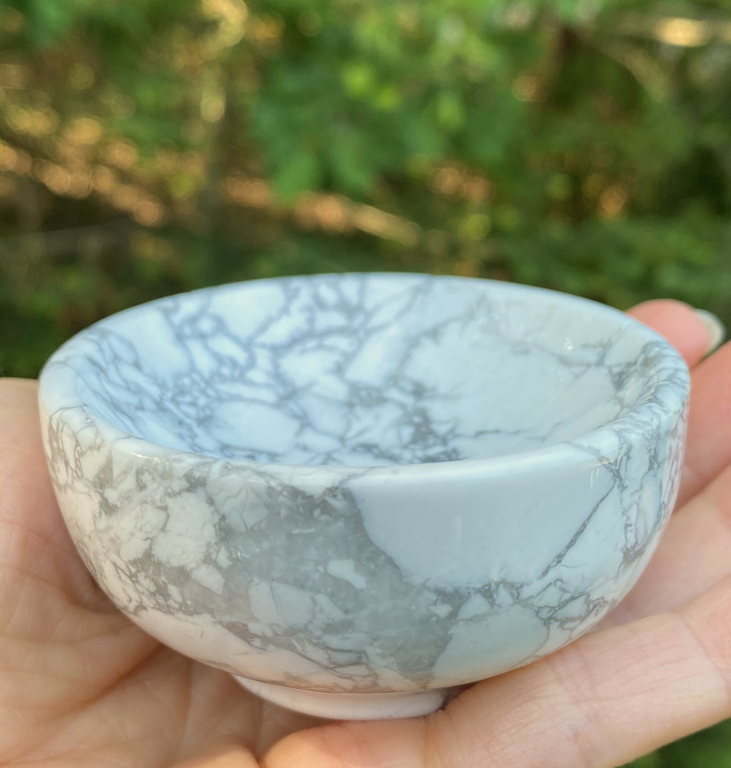 White Howlite Bowl  Sleep Aid Calm Healing 30322S