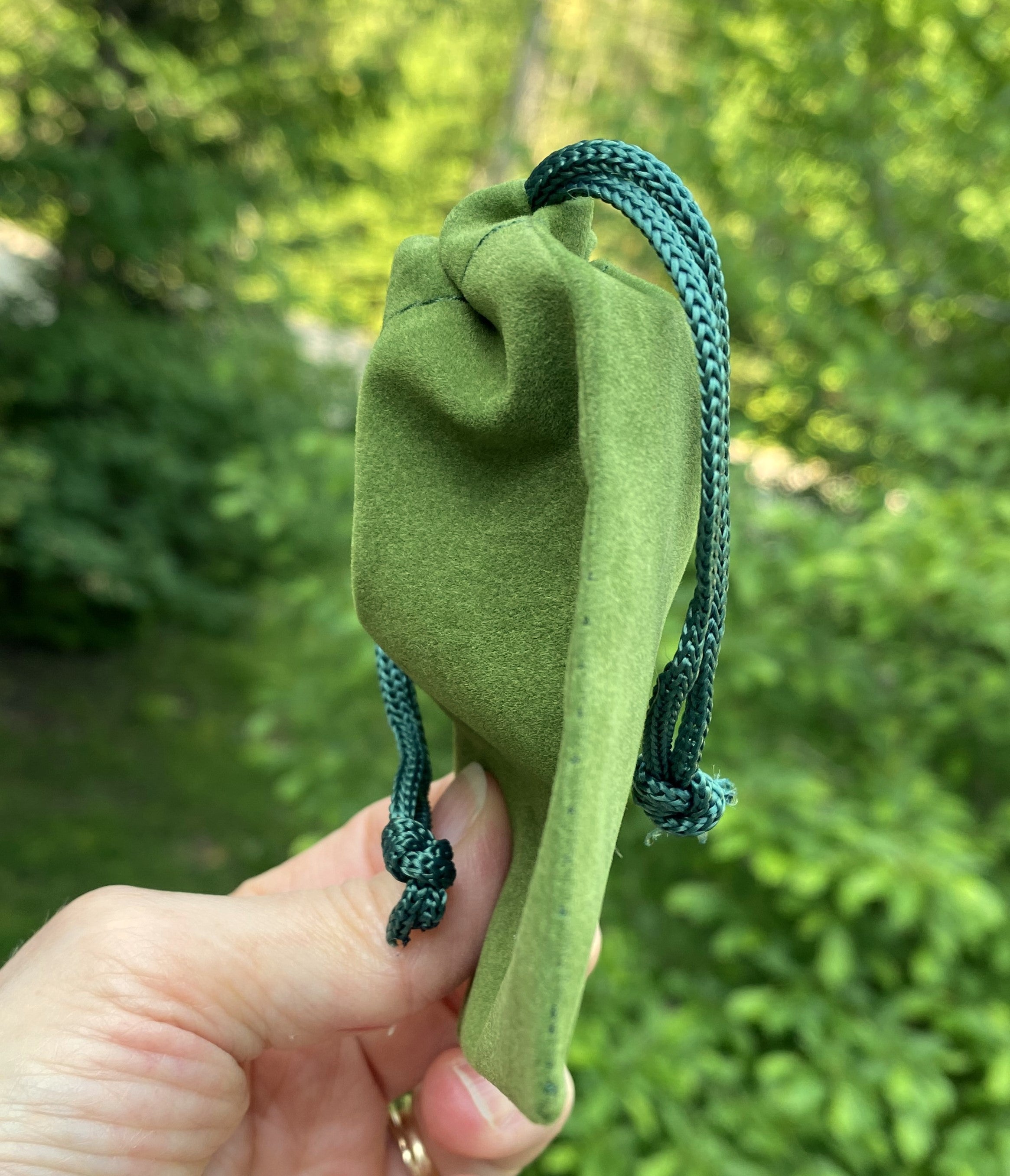 Medicine Bag  3" x 4" Green Velvet Draw String Pouch  30372S