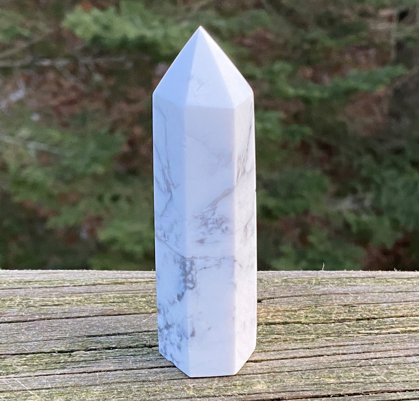 Howlite White Point Tower Communication Awareness 28274S