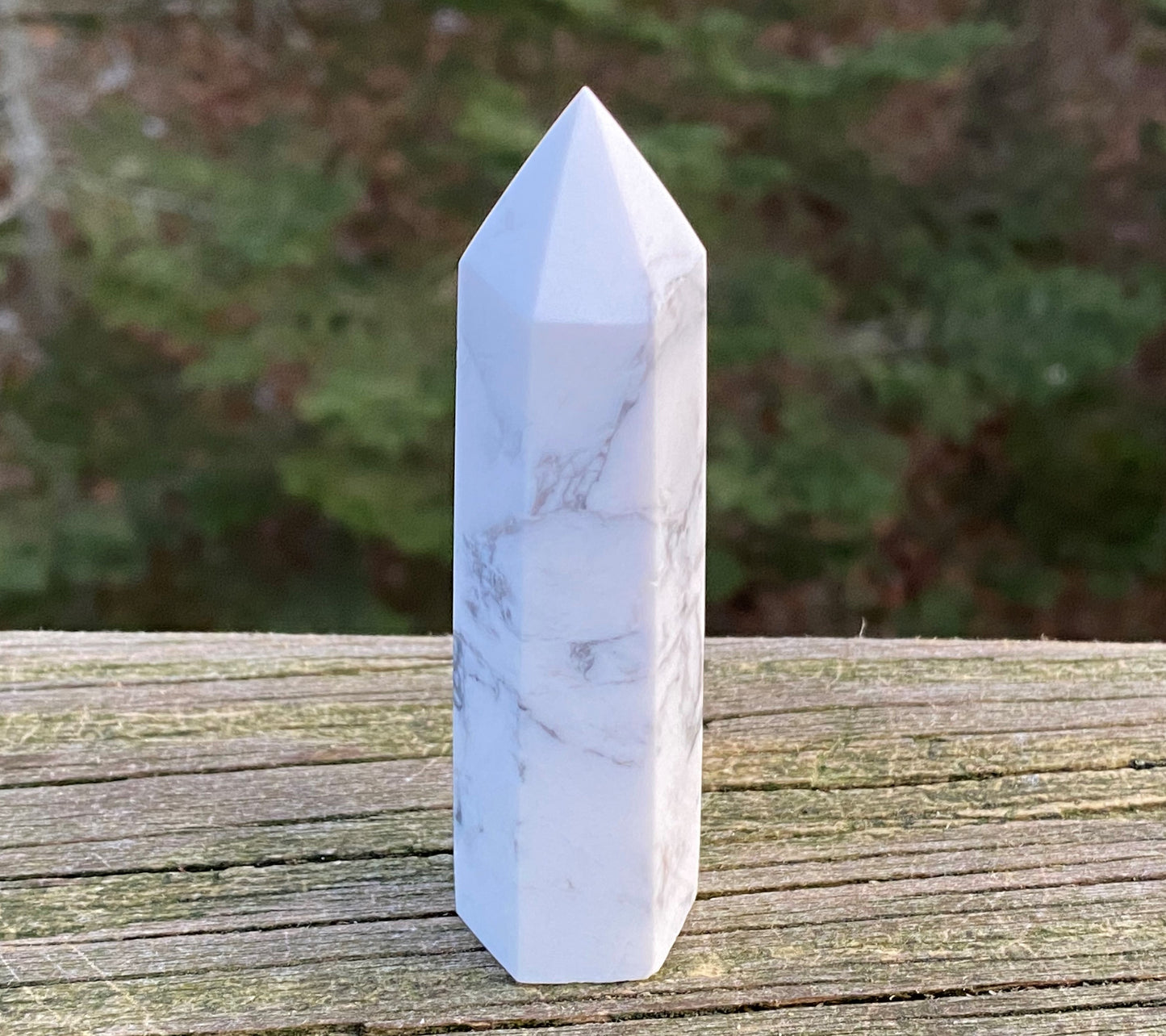 Howlite White Point Tower Communication Awareness 28274S