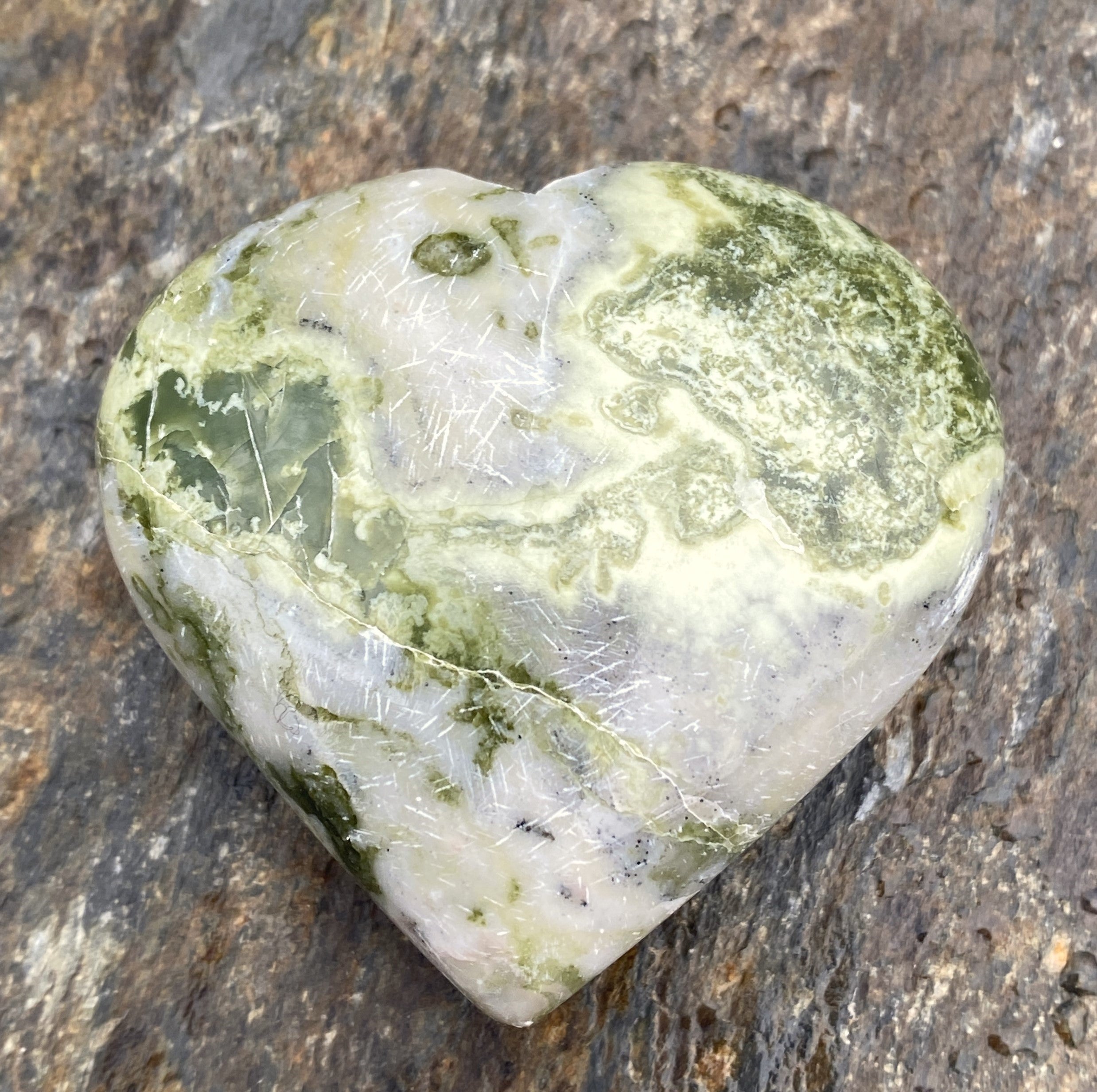 Serpentine Heart  Palm Stone Figurine  Healing Wisdom Clearing 31717S