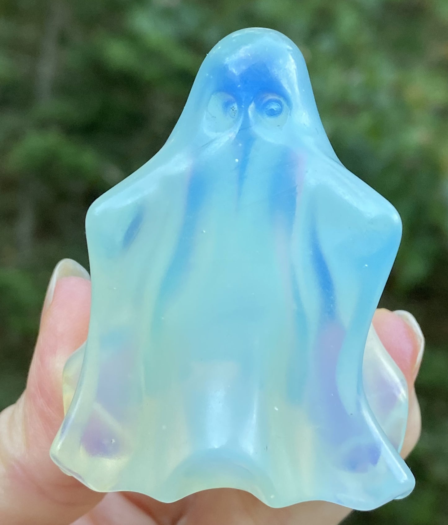 Opalite Ghost Figurine  Communication Spiritual 29060S