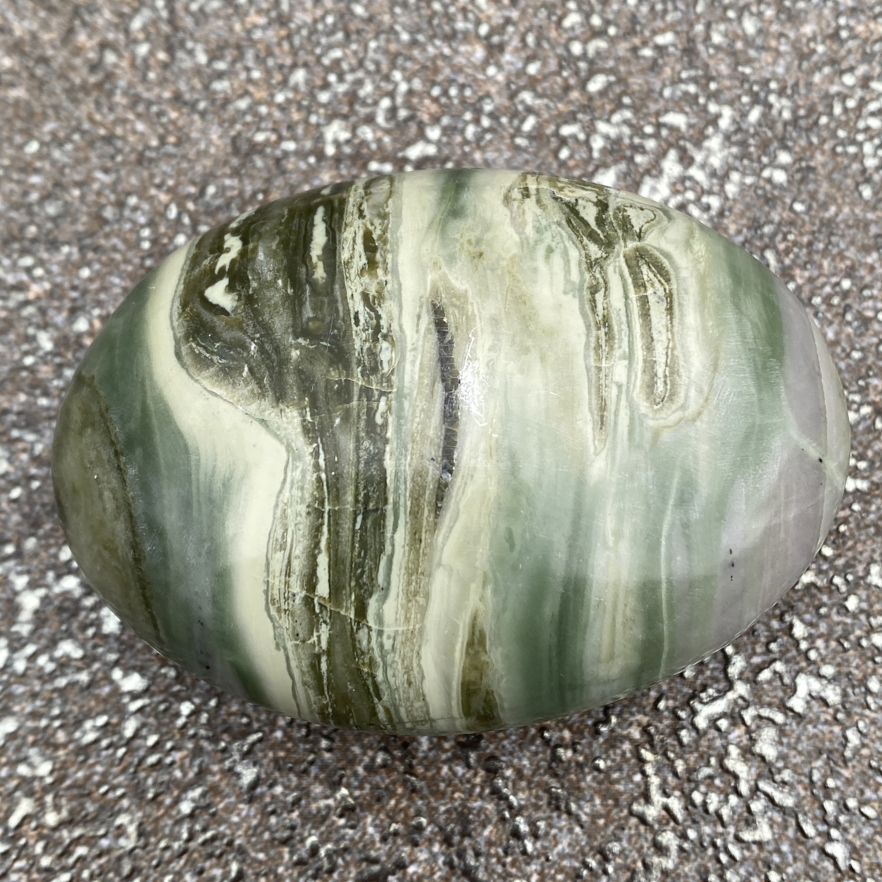 Serpentine Palm Stone  Healing Wisdom Clearing 31164S