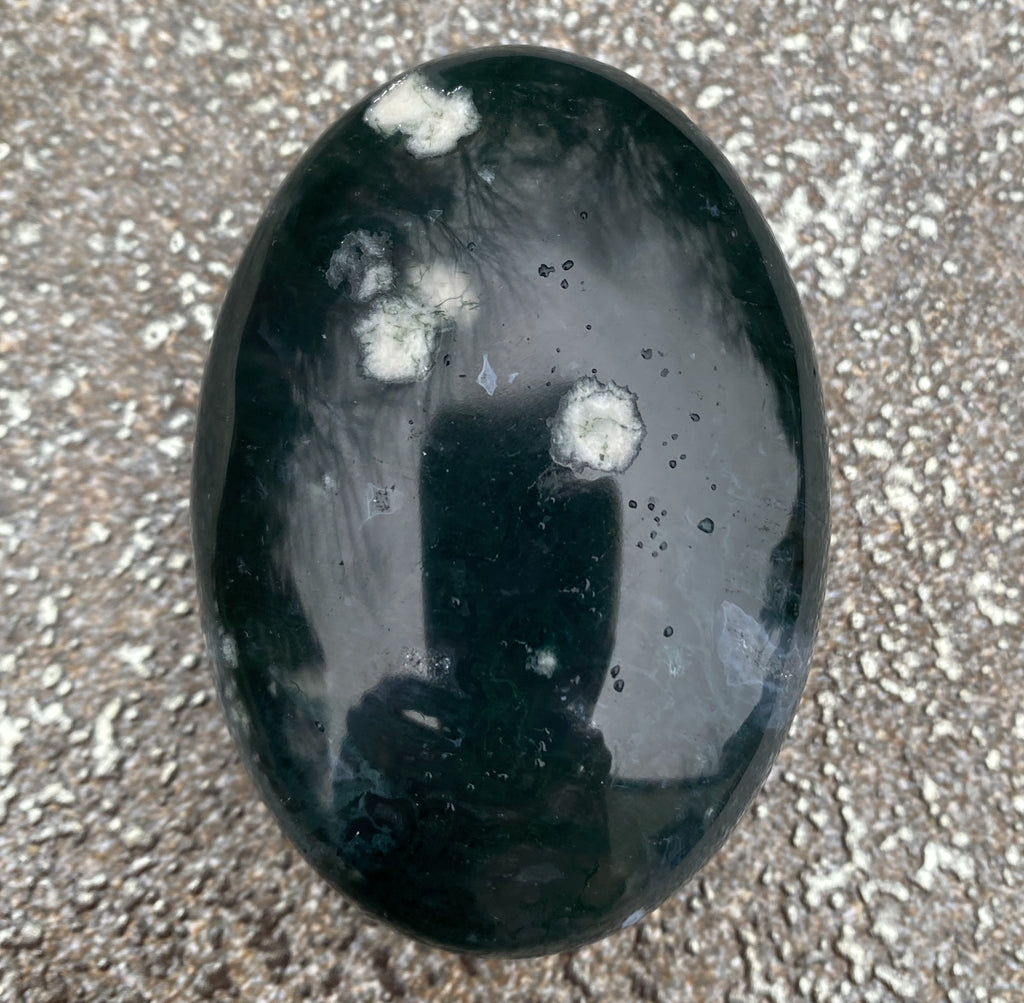 Moss Agate w/ White Agate Inclusions  Palm Stone  Grounding Stability 31204S