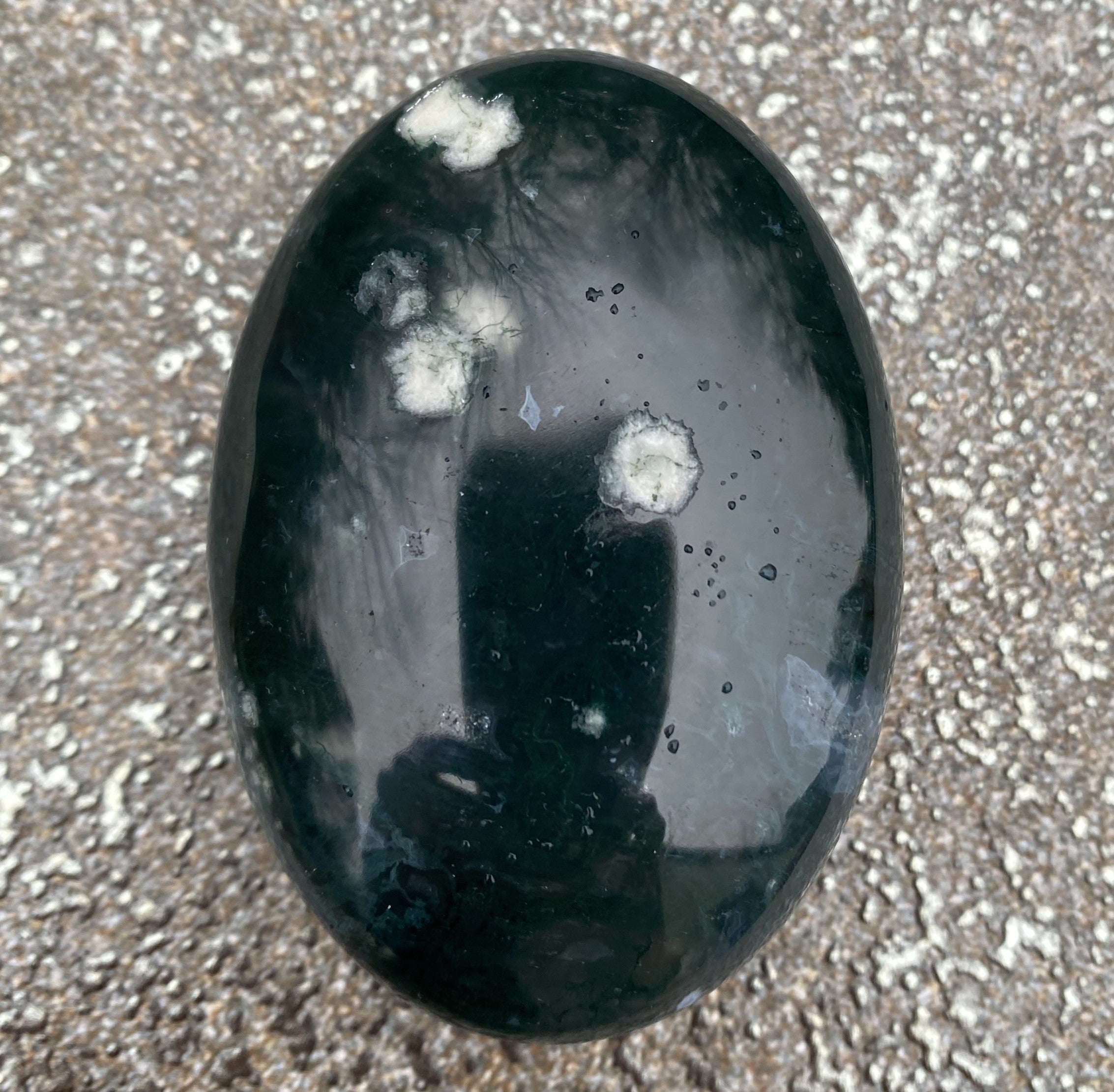 Moss Agate w/ White Agate Inclusions  Palm Stone  Grounding Stability 31204S