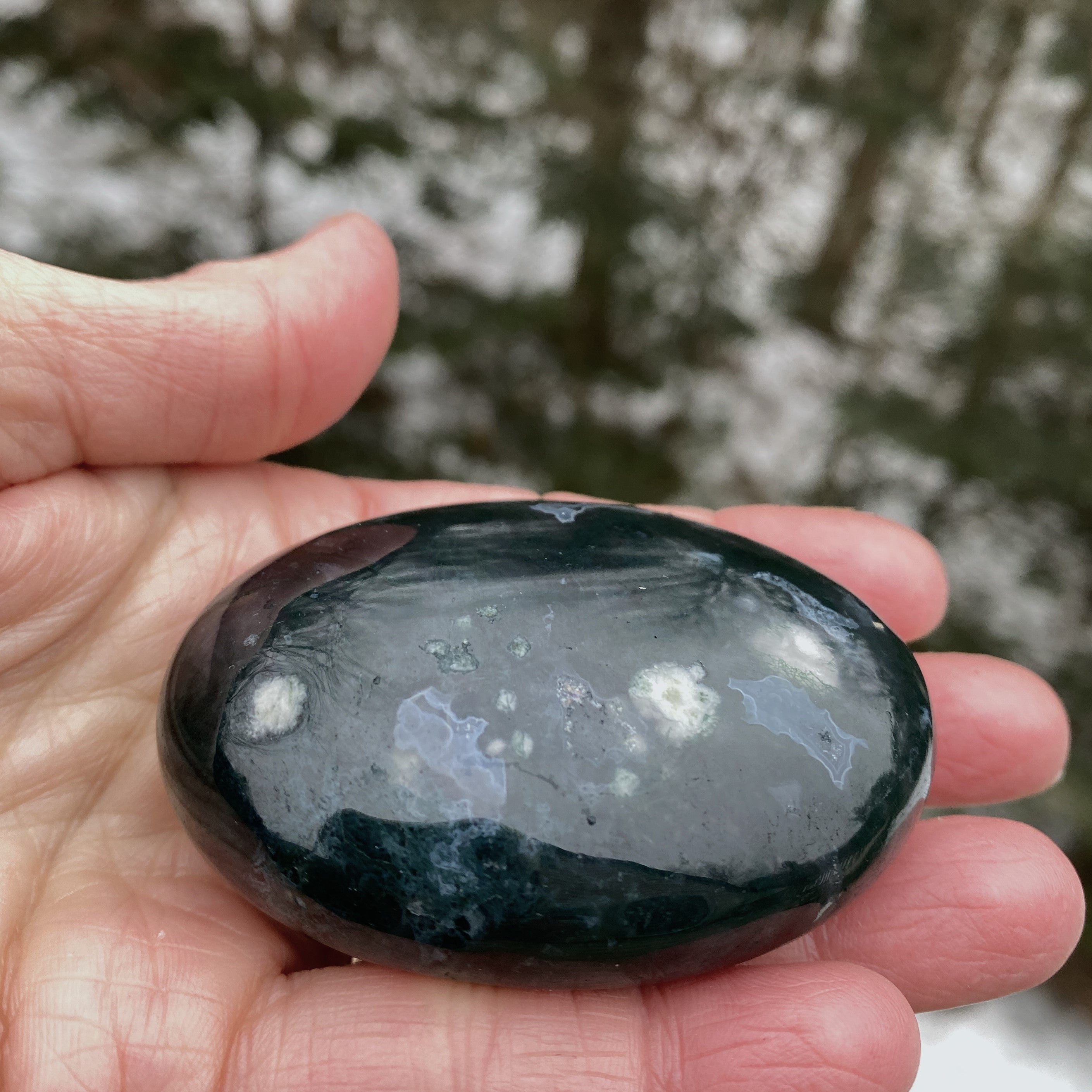 Moss Agate w/ White Agate Inclusions  Palm Stone  Grounding Stability 31204S