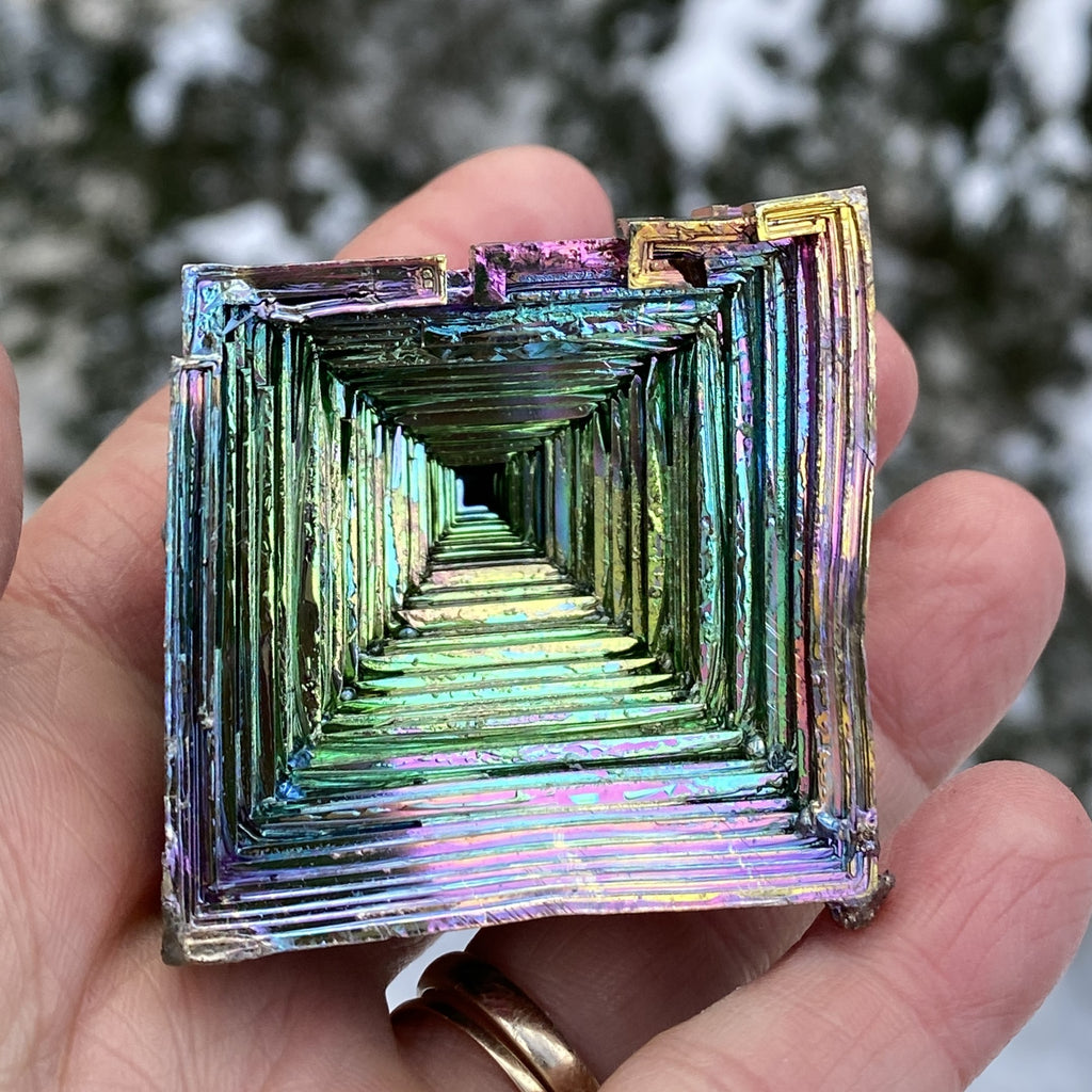 Bismuth Tower Metal  Energy Growth Grounding 31186S