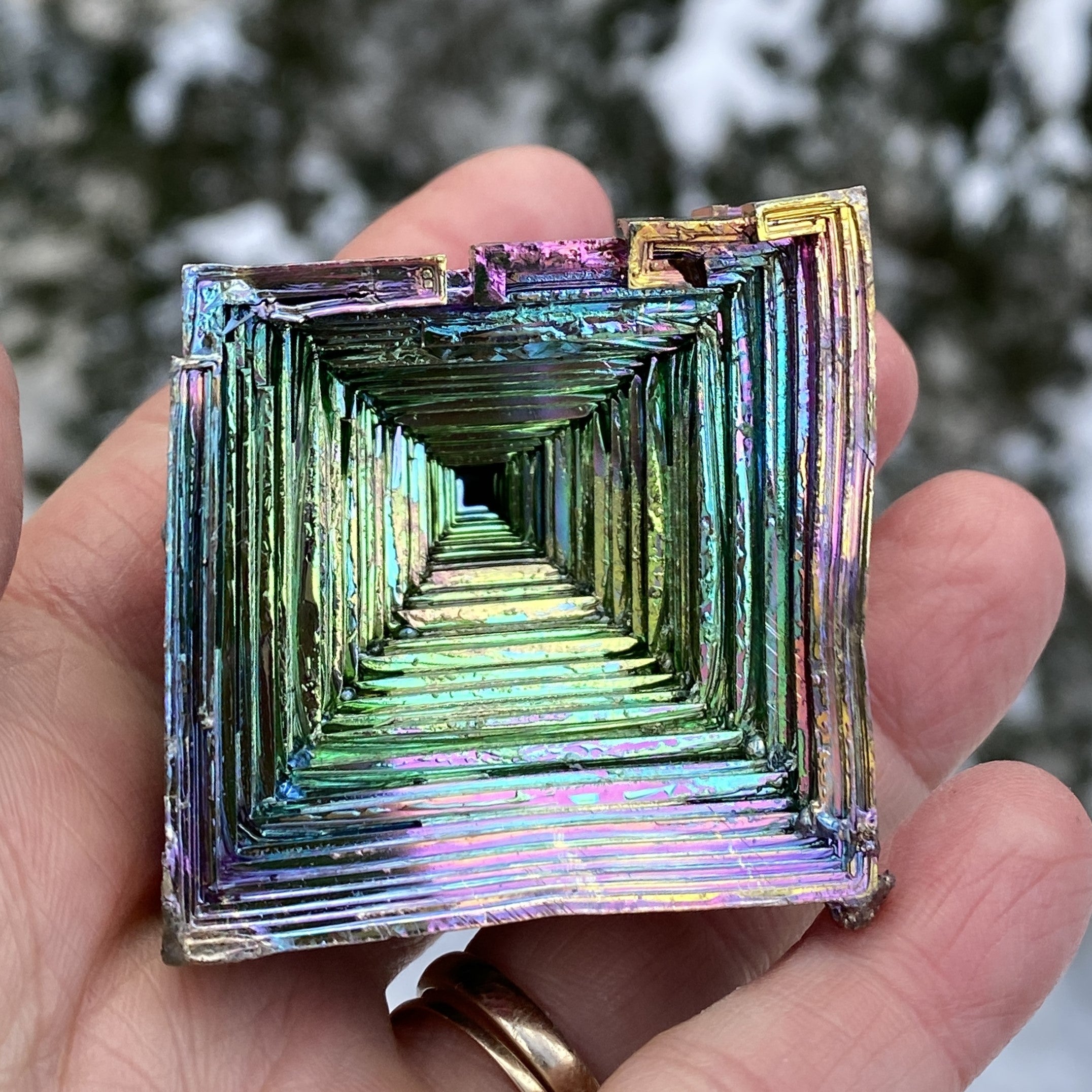 Bismuth Tower Metal  Energy Growth Grounding 31186S