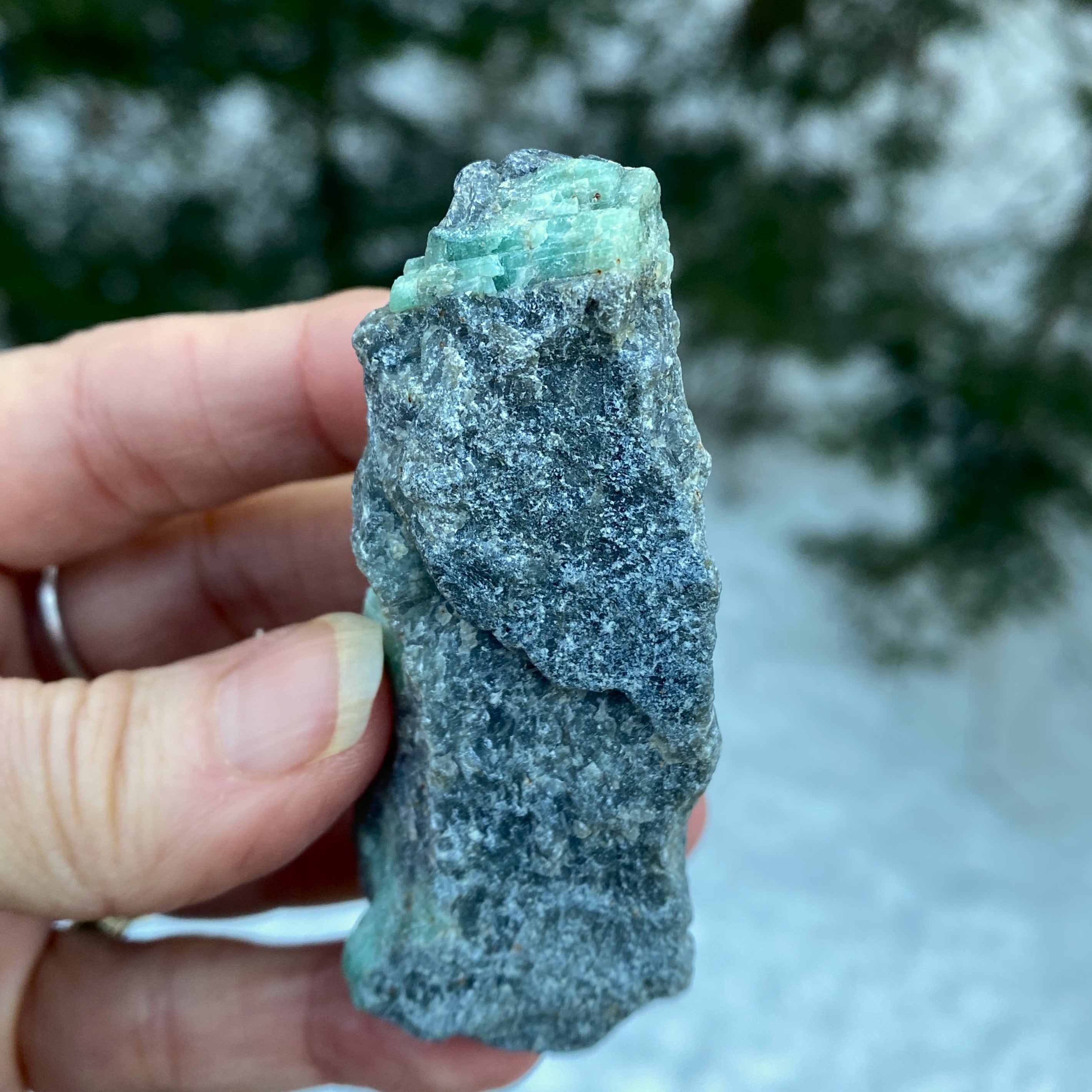 Emerald Raw Piece  Loyalty Unity Love 31229S