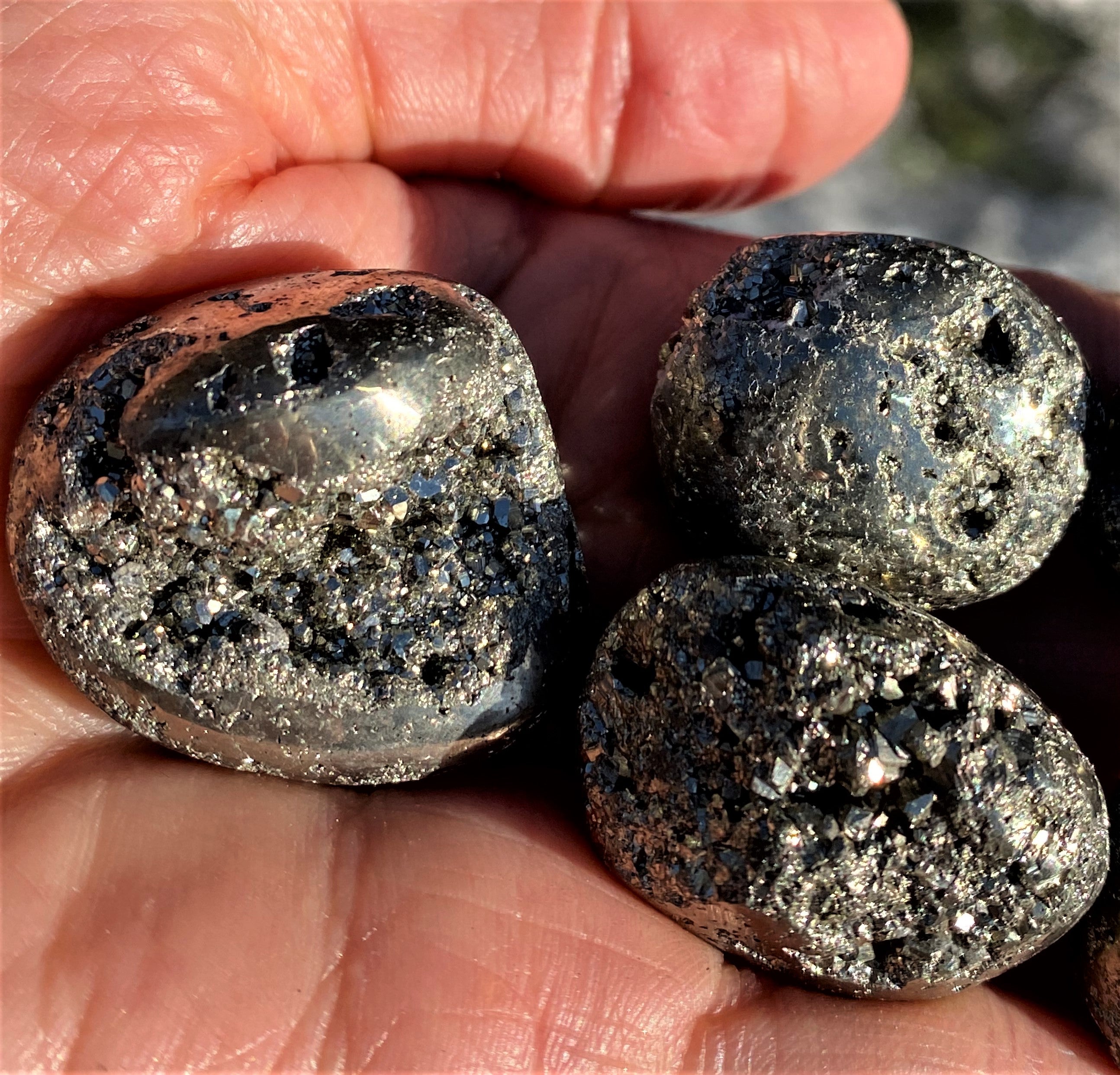 Pyrite  1 Large Pocket Stone  Peru   Manifesting Energy 31257S