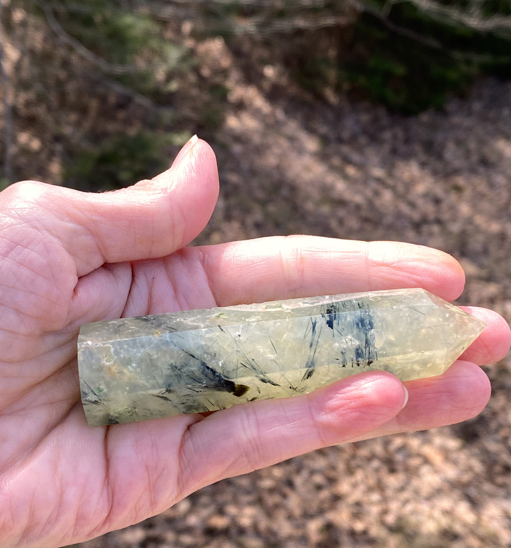 Prehnite Point Tower  Green   Protection Harmony Love 31325S