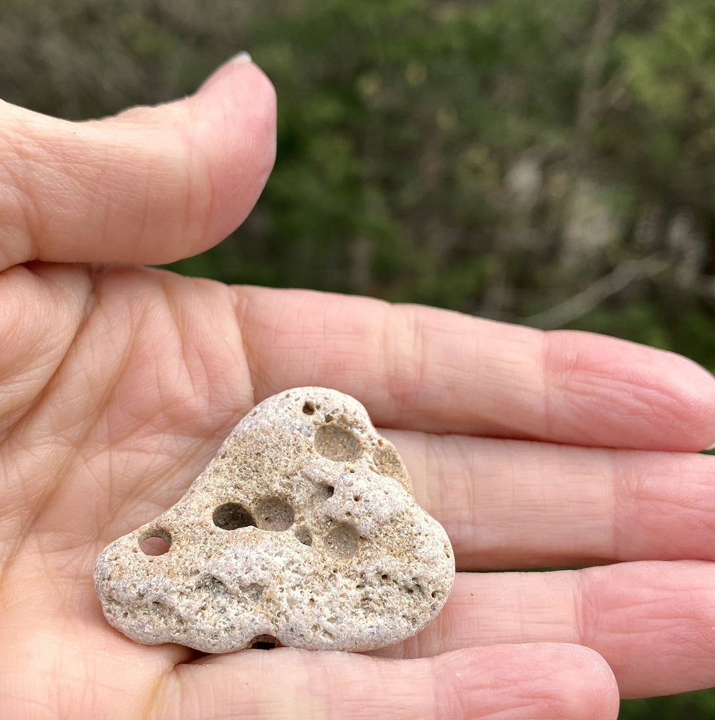 Hag Stone - Pocket Stone - USA - Grounding Balance Protection 31439S