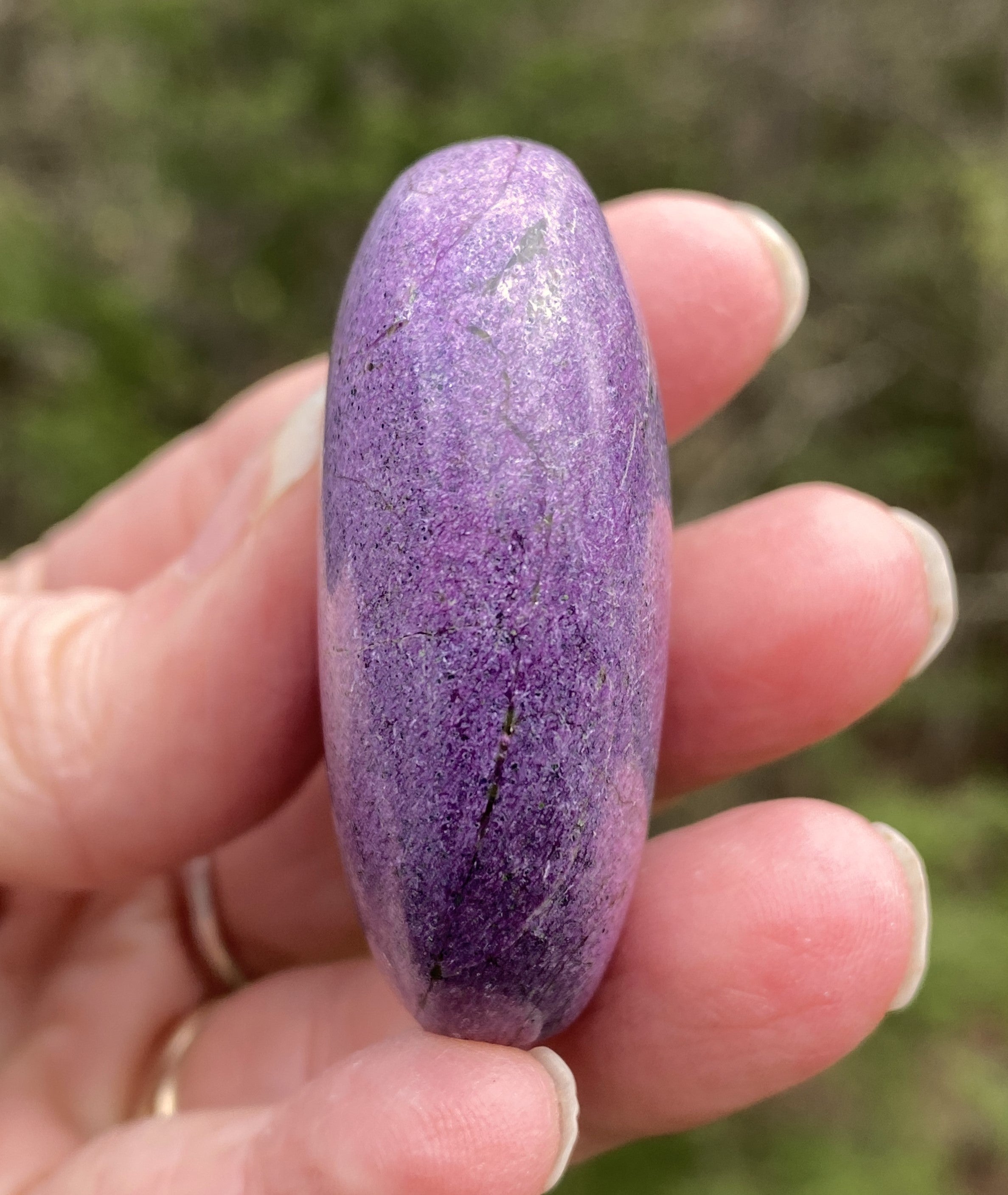 Stichtite  Palm Stone  Purple  Communication Spiritual Calming 31442ET