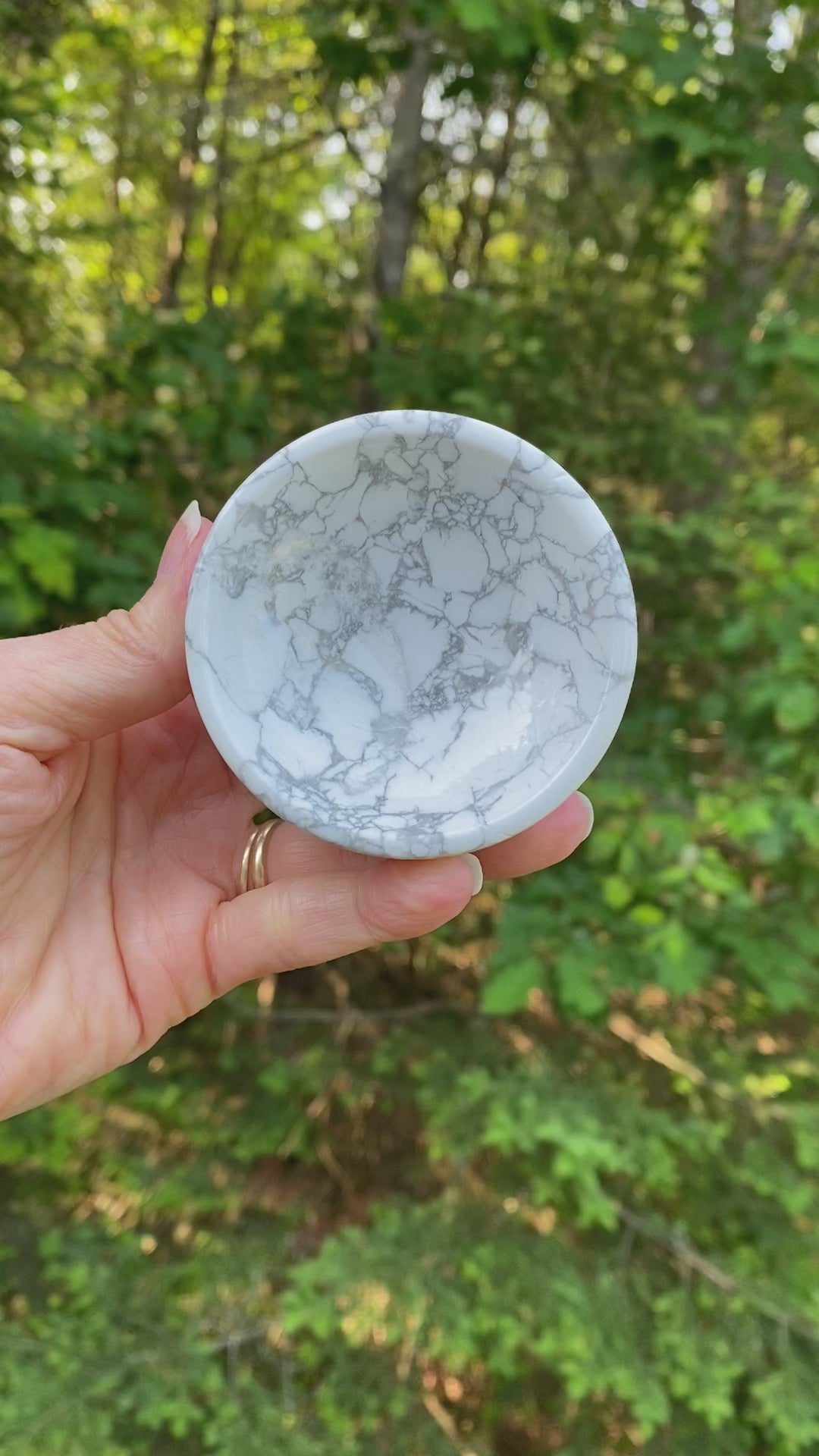 White Howlite Bowl  Sleep Aid Calm Healing 30322S