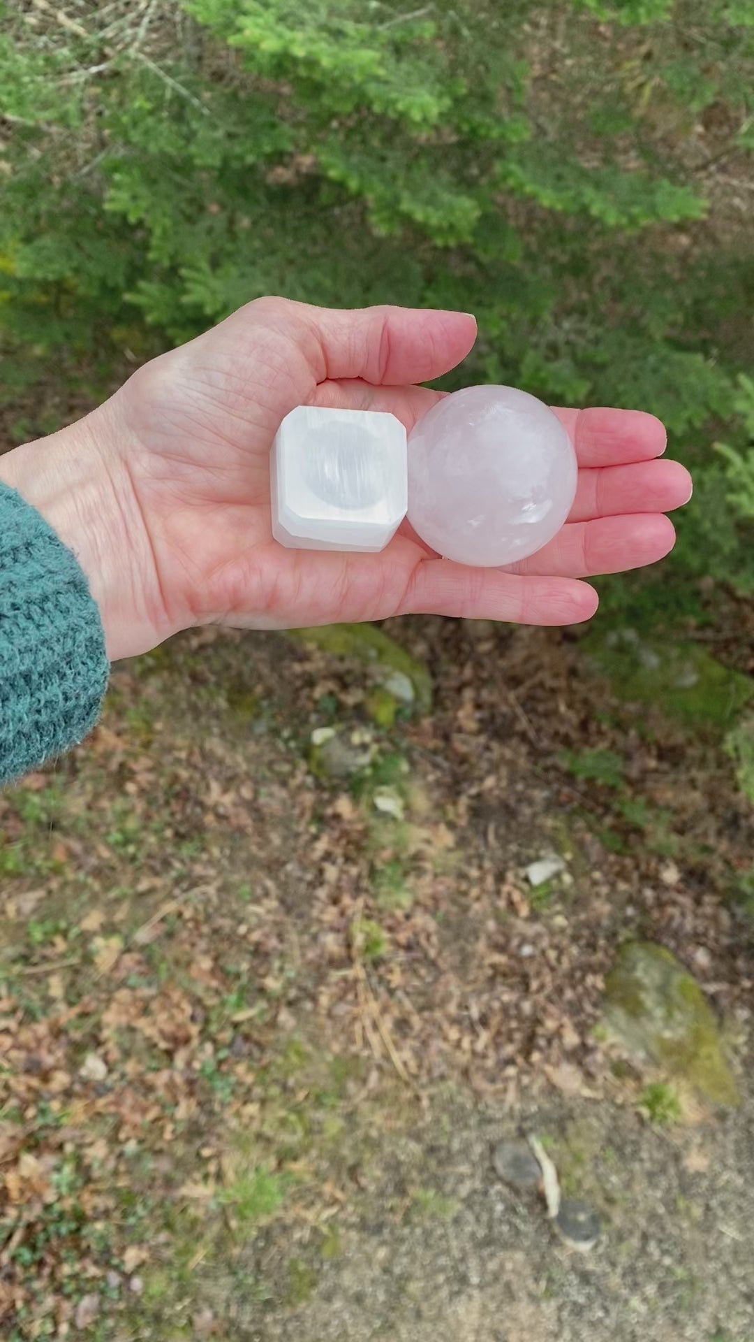 Rose Quartz Sphere Selenite Stand   Love Compassion 31218S