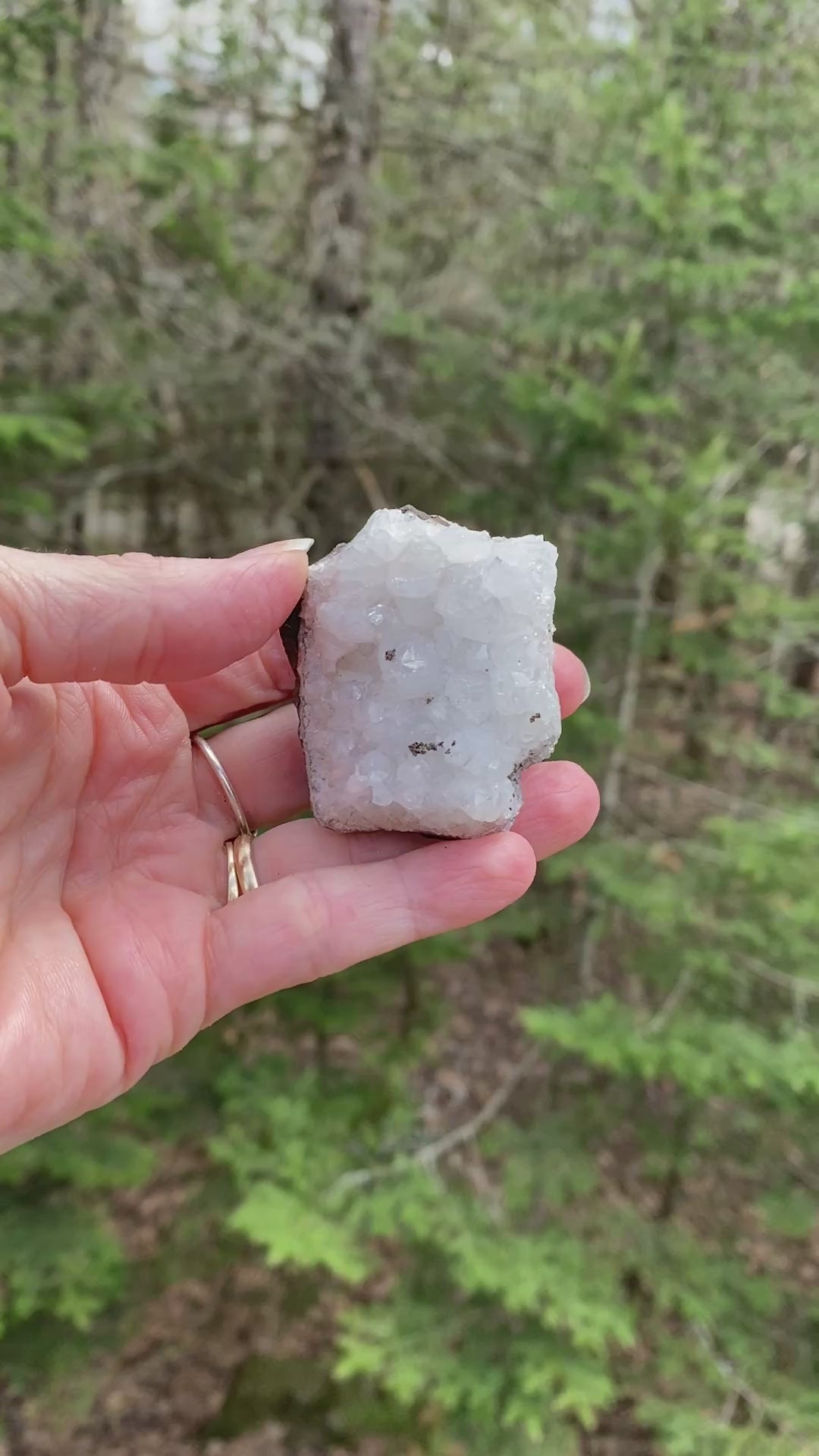 Quartz Druzy Specimen  White  Energy Amplifier Healer Protection 29289S