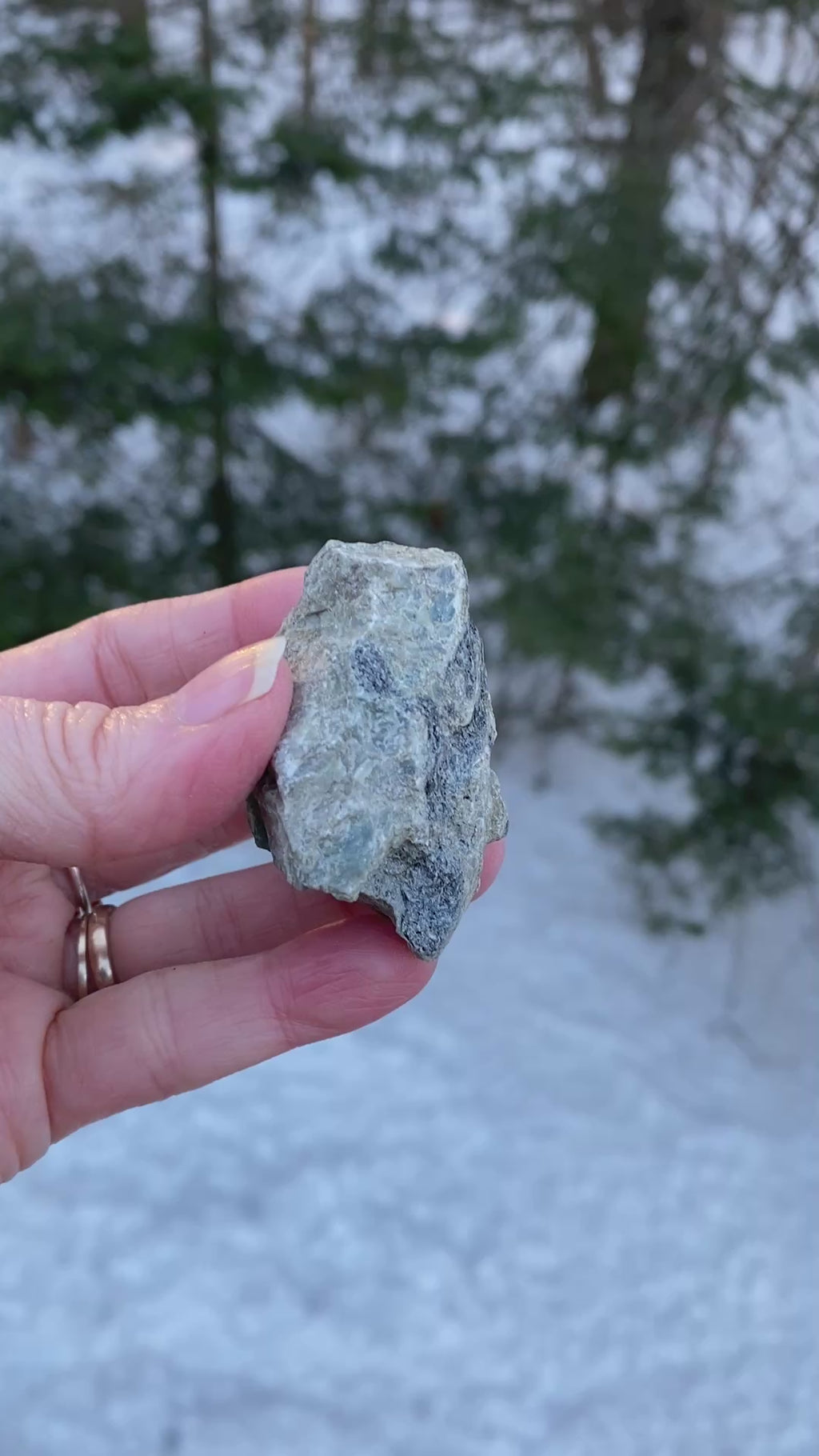 Emerald Raw Piece  Loyalty Unity Love 31231S