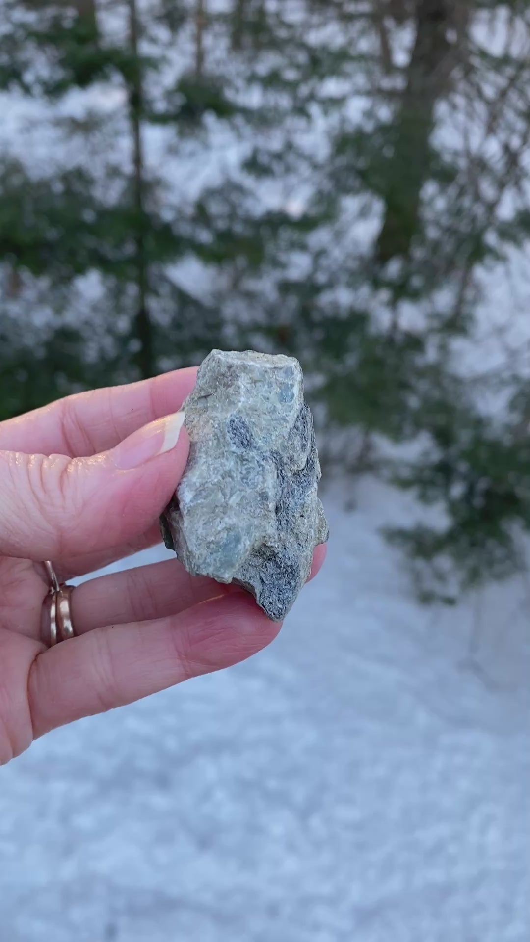 Emerald Raw Piece  Loyalty Unity Love 31231S